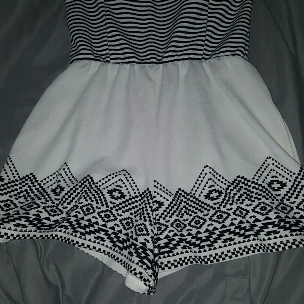 Romper - Picture 3 of 3
